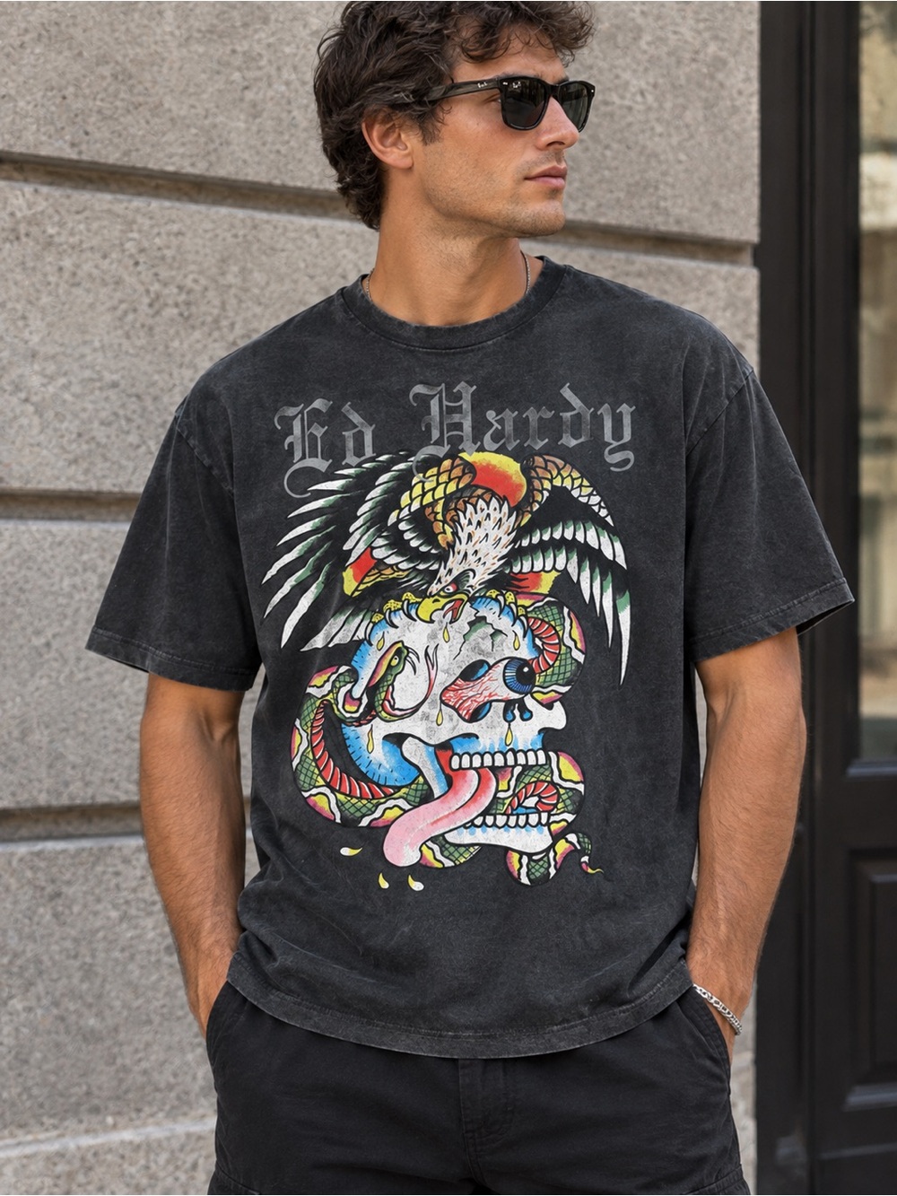 Ed Hardy Black Graphic Skull & Eagle Tee - Men size large